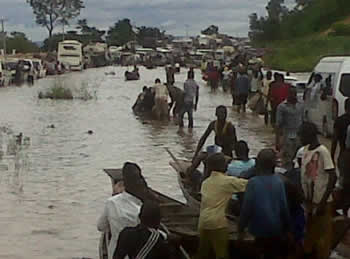 Abuja-Lokoja expressway affected by Flood